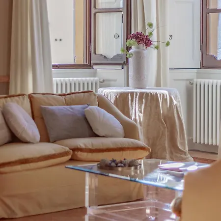 Miranda's Apartment