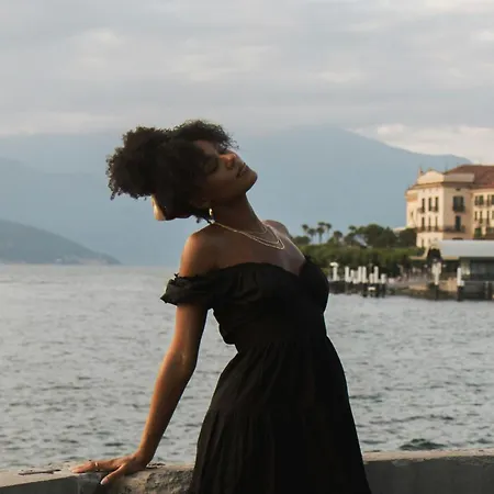 Miranda's * Varenna